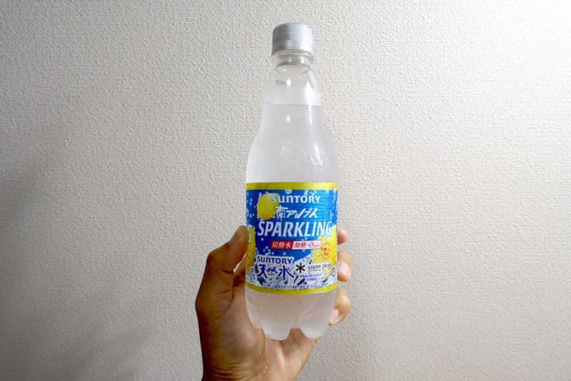 南アルプス天然水スパークリング