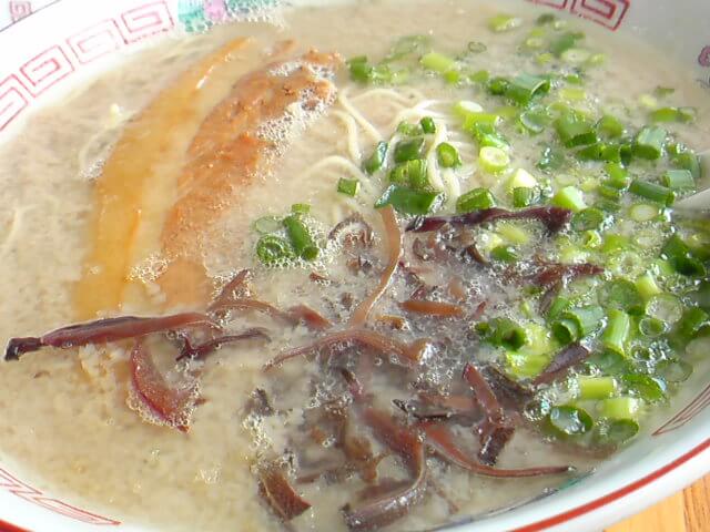 f:id:kosodateiruka:20151203201022j:plain 名護市 ラーメン鬼蔵(ラーメン)